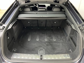 Vehicle image BMW X6 M50i