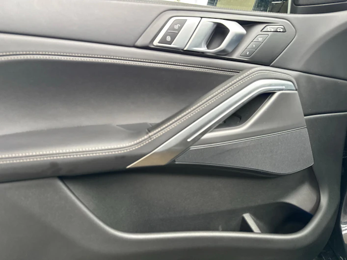 immagine del veicolo BMW X6