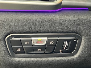 Vehicle image BMW X6 M50i