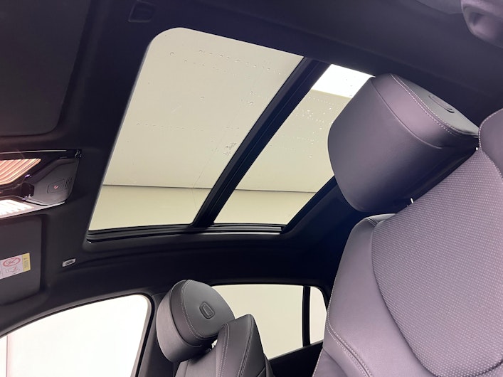 Vehicle image BMW X6