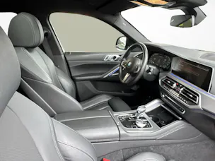BMW X6 M50i / Jetzt mit attraktivem 1.99% Leasing