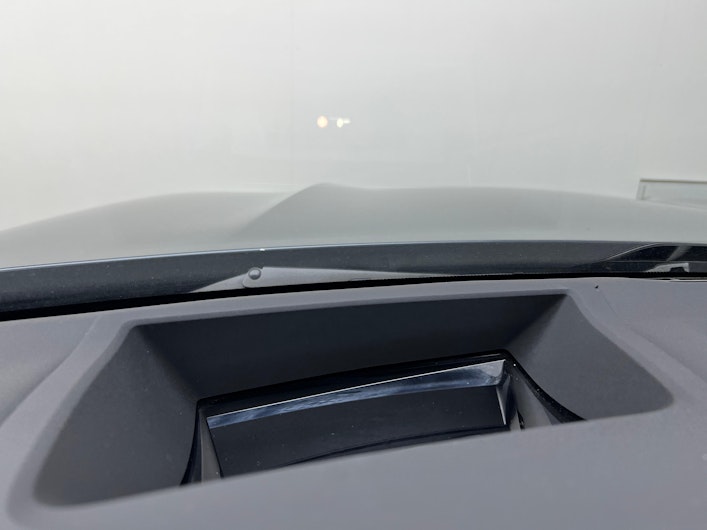 Vehicle image BMW X6