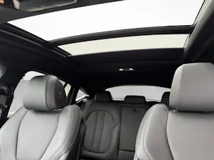 BMW X6 M50i / Jetzt mit attraktivem 1.99% Leasing