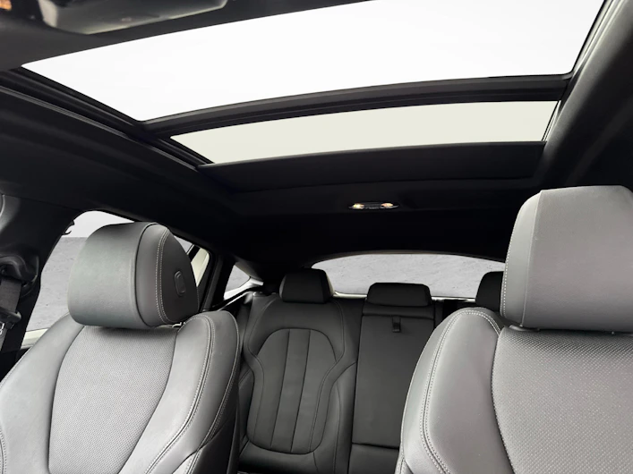 immagine del veicolo BMW X6