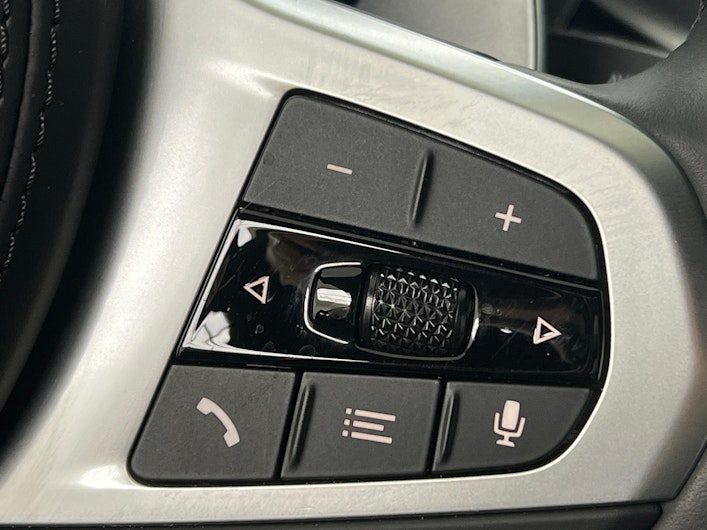 Vehicle image BMW 5 SERIES