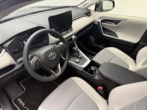 Vehicle image TOYOTA RAV4 2.5 HSD Premium