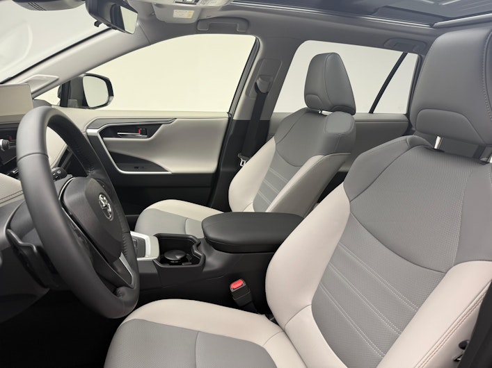 Vehicle image TOYOTA RAV-4