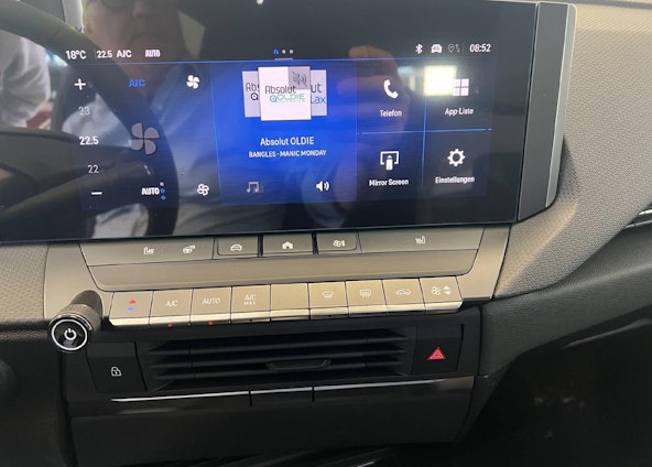 Vehicle image 11 Vehicle image 11