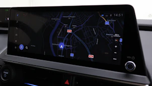 Fahrzeugbild TOYOTA Prius 2.0 Plug-In-Hybrid Premium