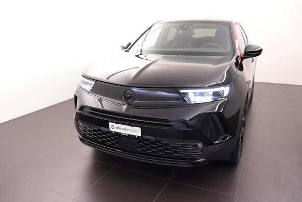 First vehicle image