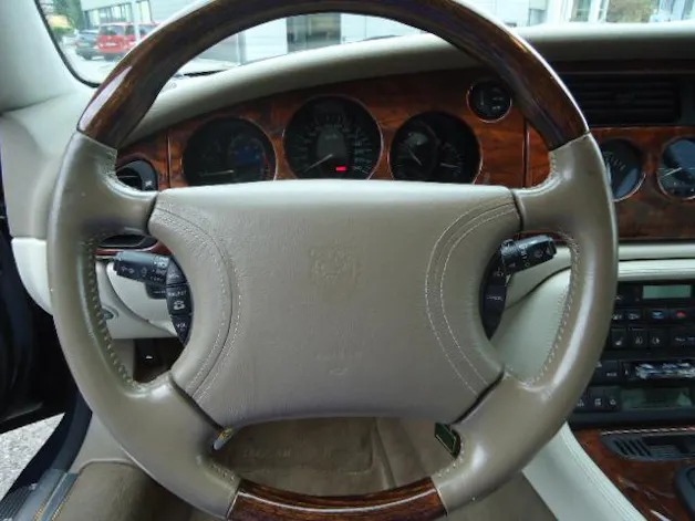 Jaguar XKR S/C Coupé 4.0