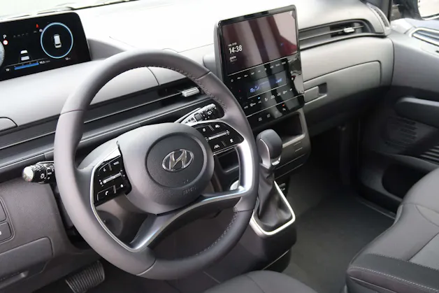 Hyundai Staria Wagon 2.2 CRDI Amplia 4WD Auto. 9pl.