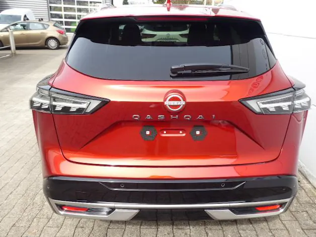 Nissan Qashqai 1.3 DIG-T 158 Tekna 4x4 Aut.