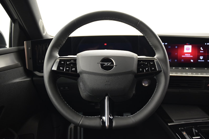 Vehicle image OPEL ASTRA