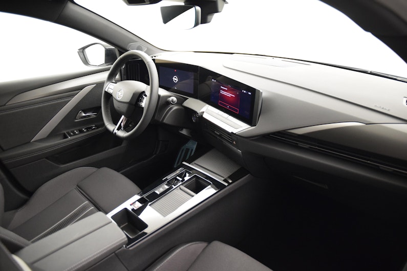 Vehicle image OPEL ASTRA