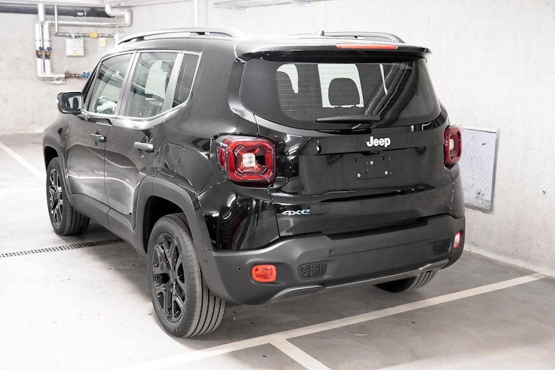 Vehicle image JEEP RENEGADE