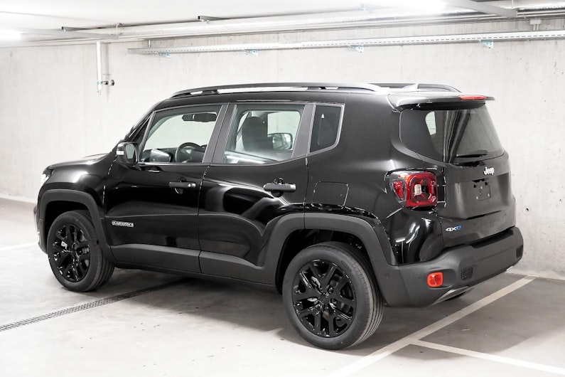 Vehicle image JEEP RENEGADE