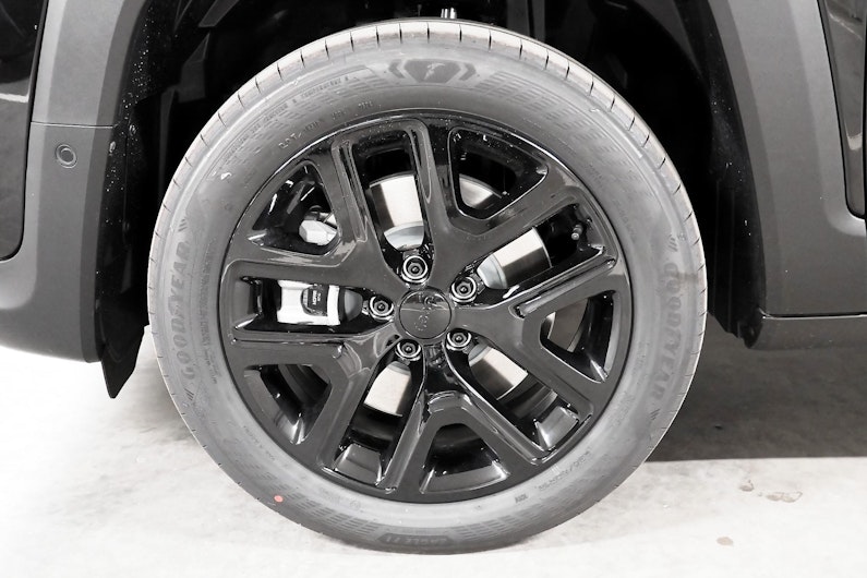 Vehicle image JEEP RENEGADE