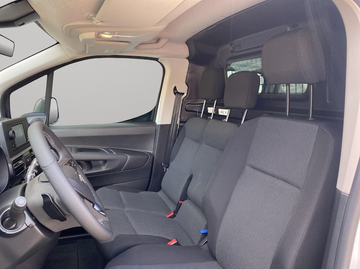 Vehicle image OPEL COMBO