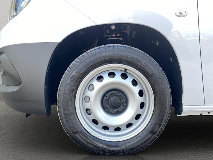 Vehicle image OPEL COMBO