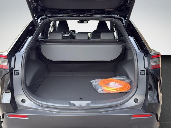 Vehicle image 17 Vehicle image 17