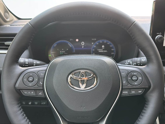 Vehicle image 15 Vehicle image 15