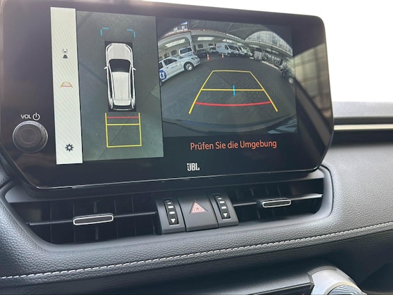 Vehicle image 13 Vehicle image 13