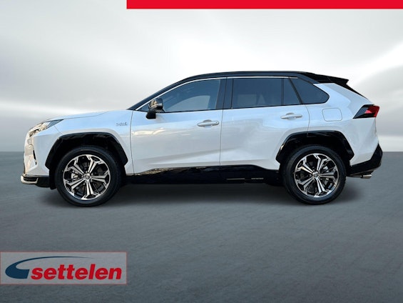 Vehicle image 8 Vehicle image 8