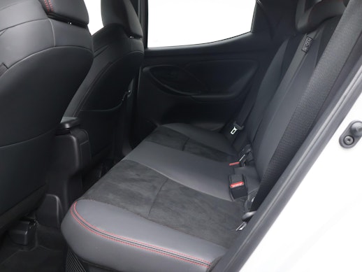 TOYOTA Yaris 1.5 VVT-i HSD GR Sport 3