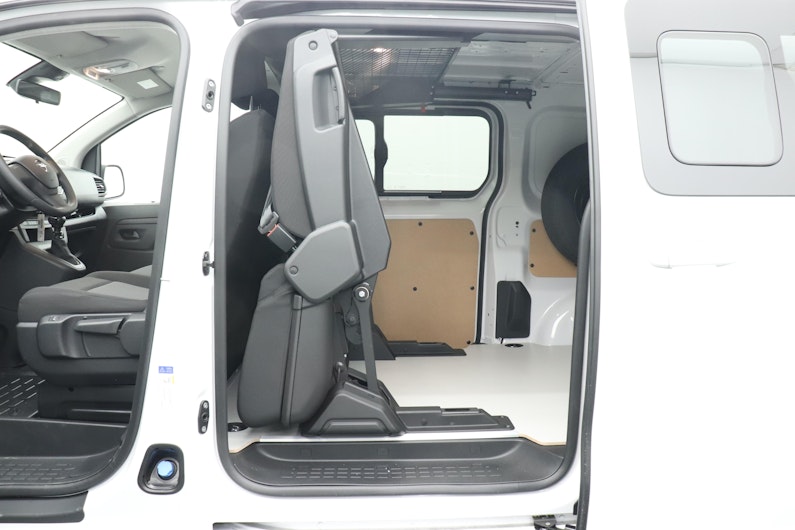 Vehicle image OPEL VIVARO