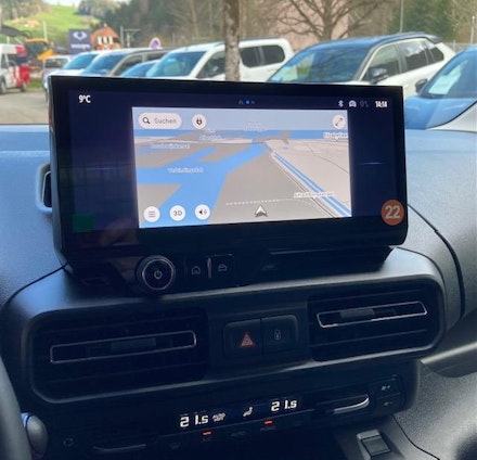 Vehicle image 9 Vehicle image 9