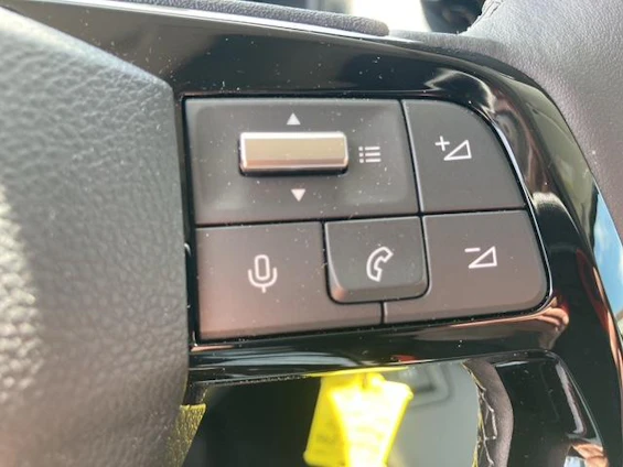 Fahrzeugbild 10 Fahrzeugbild 10