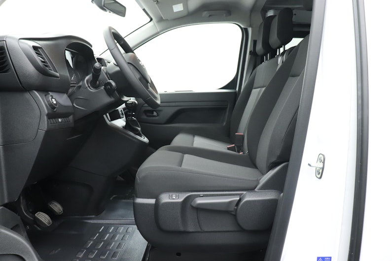 Vehicle image OPEL VIVARO