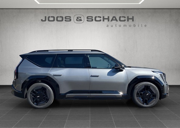 Vehicle image 21 Vehicle image 21