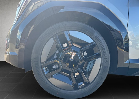 Vehicle image 26 Vehicle image 26