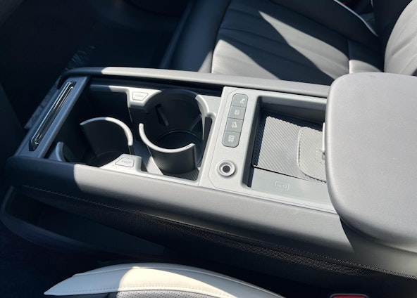 Vehicle image 30 Vehicle image 30