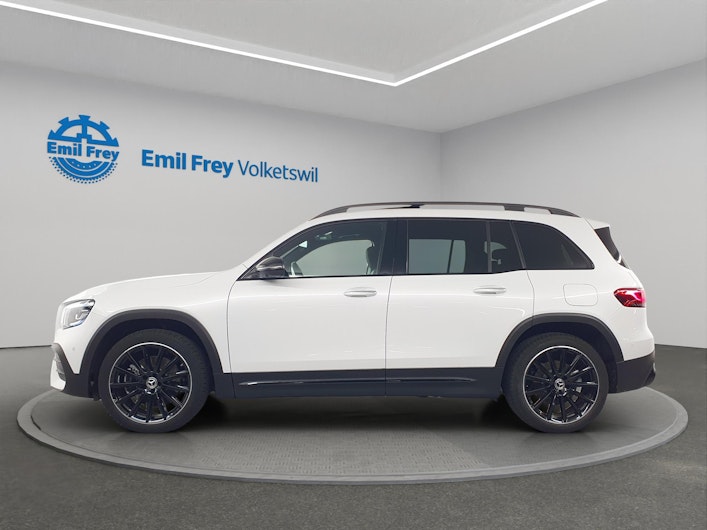 Vehicle image MERCEDES-BENZ GLB 220