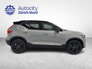 image du véhicule VOLVO XC40 2.0 B4 MH Black Edition