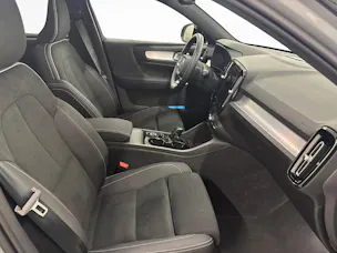 Volvo XC40 2.0 B4 MH Black Edition