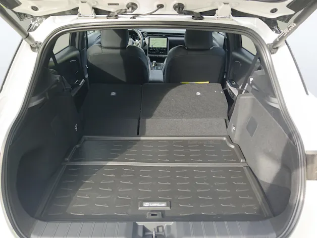 Lexus LBX 1.5 Hybrid Cool AWD