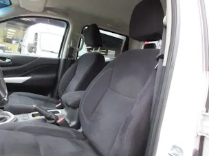 Nissan Navara 2.3 dCi Double Cab N-Connecta