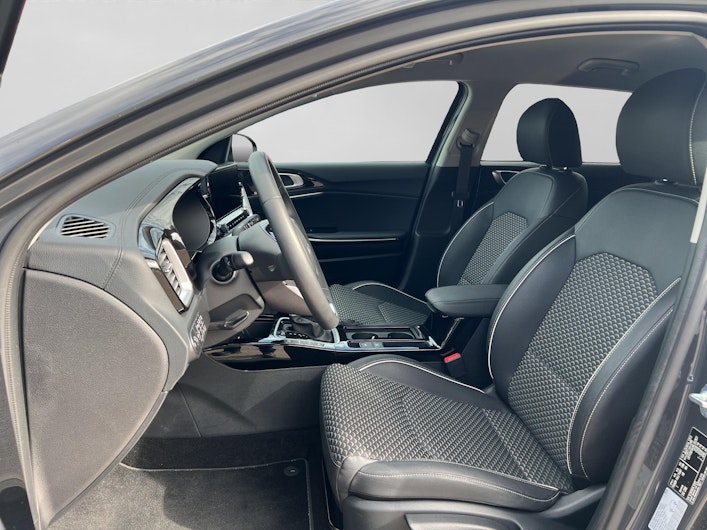 Vehicle image KIA CEED