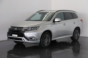 Vehicle image MITSUBISHI Outlander 2.4 PHEV Diamond S-Edition