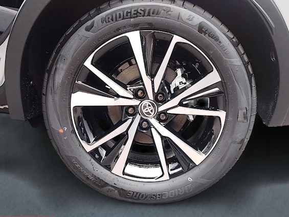 Vehicle image 9 Vehicle image 9