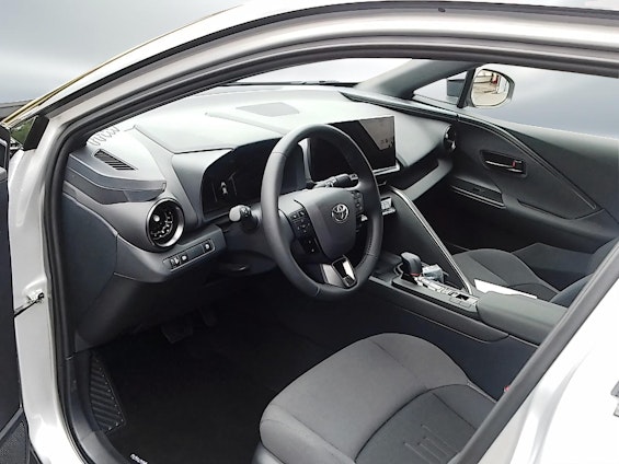 Vehicle image 5 Vehicle image 5