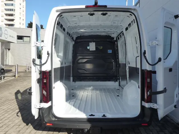 Nissan Interstar 3.5 Kaw. L2H2 2.0 dCi Acenta