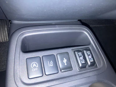 MITSUBISHI SPACE STAR 9