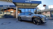 First vehicle image