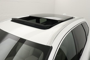 Vehicle image VOLVO XC60 2.0 T6 TE Ultra Bright eAWD