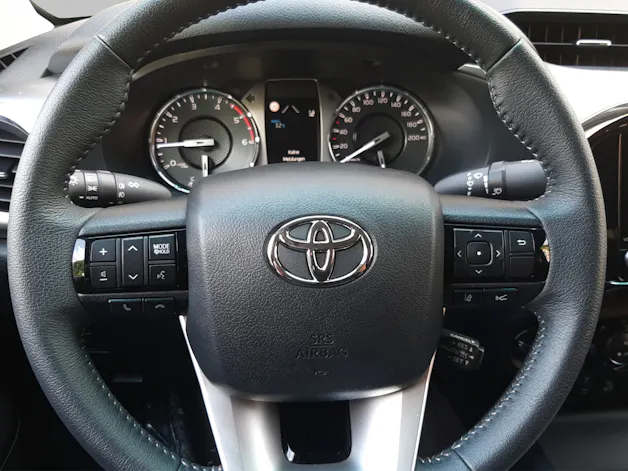 Toyota Hilux Double Cab.-Pick-up 2.8 D-4D 204 Style MHEV